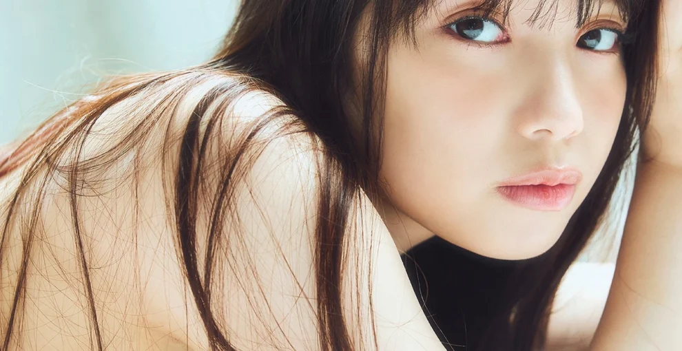 あかせあかり, FLASHデジタル写真集 「Pure」